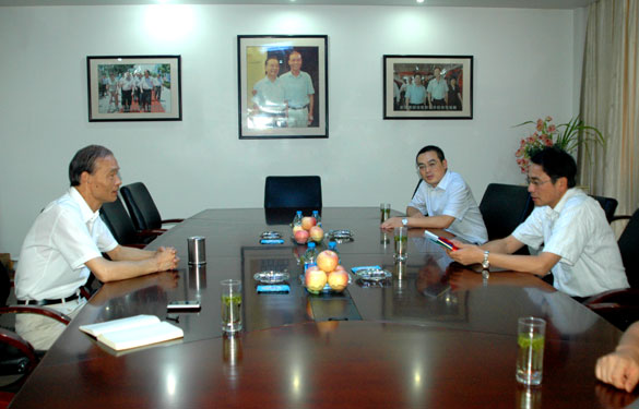 常州市工商局局长陈国庆一行来亚美AM8AG集团调研