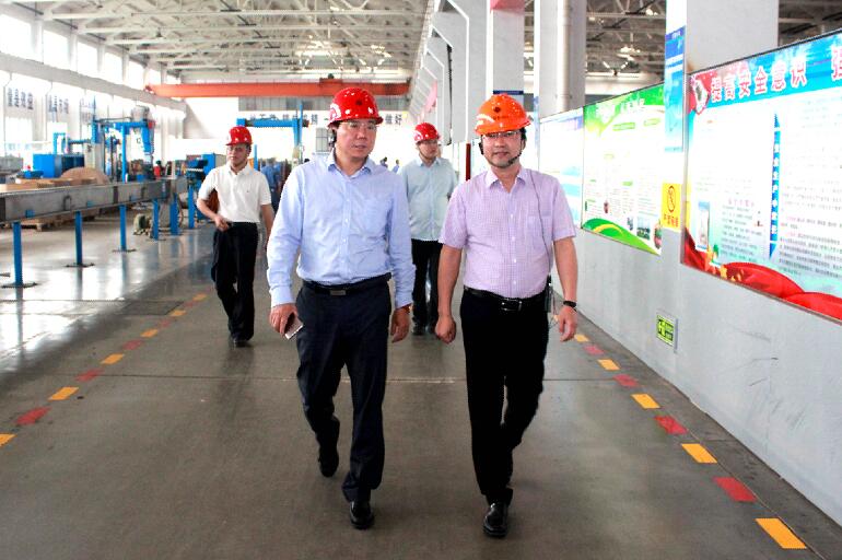 2018年5月25日，，，，，，，北京航天科工一院副院长史红卫、南大科技董事长韩一律向导来公司旅行