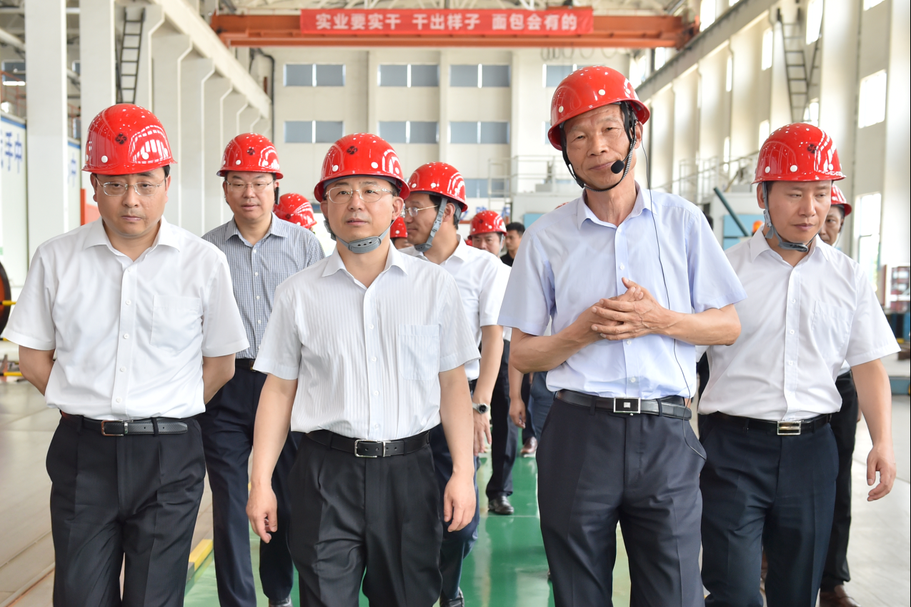 吴政隆省长勉励亚美AM8AG电缆：“精、专、特、外、创”战略思绪要继续发挥光大