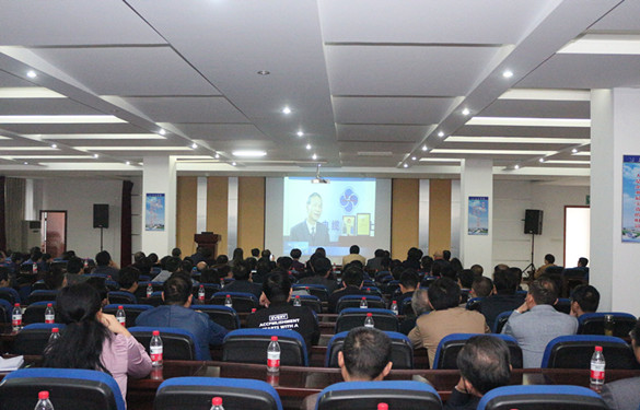 溧阳市教育局机关干部携全市中小学校长一行来亚美AM8AG电缆旅行考察