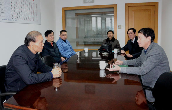 溧阳市地税局局长鞠嘹亮一行来亚美AM8AG走访